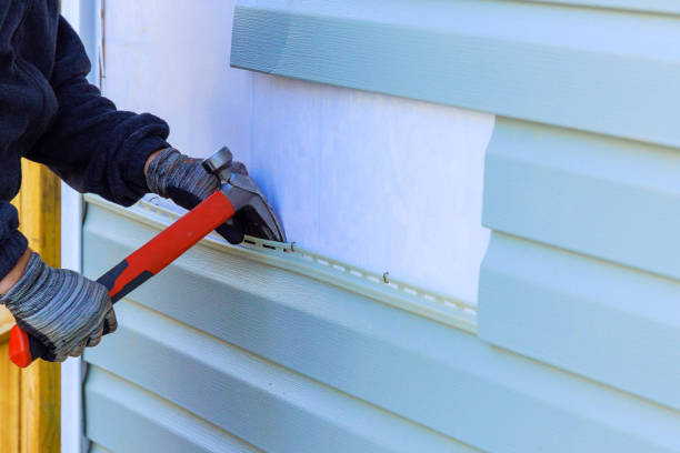 Reliable Siding Inspection contractor in Levittown, NY by Creative Siding